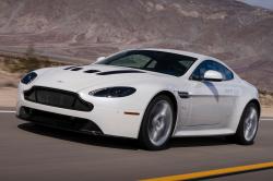 2015 Aston Martin V12 Van interior #5