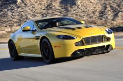 2015 Aston Martin V12 Van interior #4