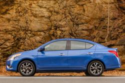 2015 Nissan Versa 1.6 SL  exterior #2