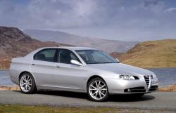 Alfa Romeo 166 is a supervisory vehicle 